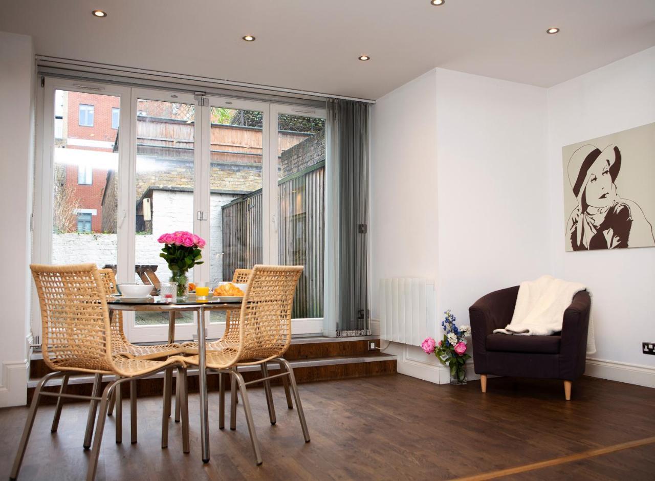 Apt 1, Trafalgar Square 1St Floor By Indigo Flats Londres Exterior foto